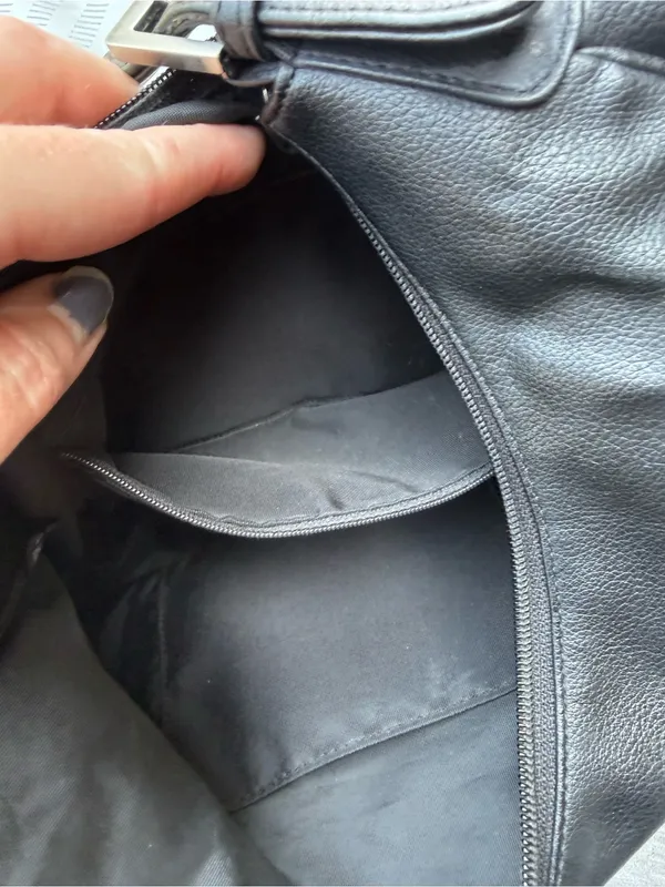 Guess Black Hobo Shoulder Bag – Front Zip Pocket, Silver Hardware - Image 7