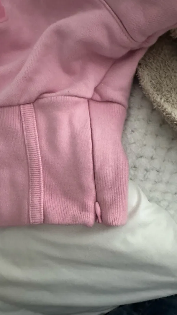 Cropped Adidas Crewneck - Image 3