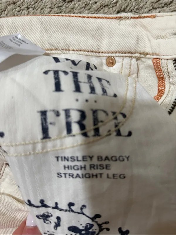 We The Free Cream Tinsley baggy high rise straight leg size 27 EUC - Image 6