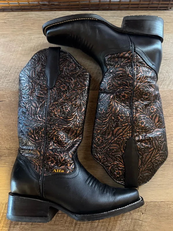 Alfa Western Wear Black Leather Western Cowboy Boots with Gold Stamped Shaft - Image 3