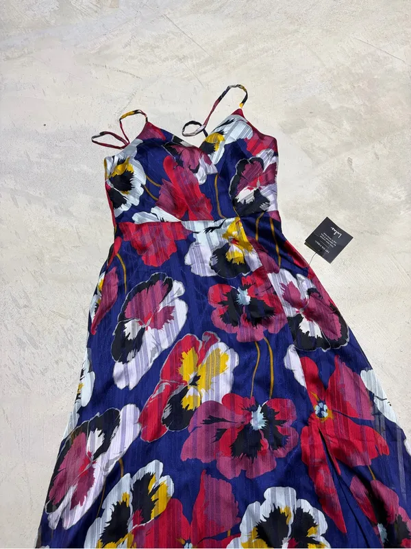Lulus NWT all about love royal blue Floral print Midi Dress small MSRP$79 - Image 3