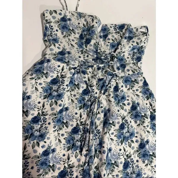 Altar'd State Floral Romper NWOT - Image 3