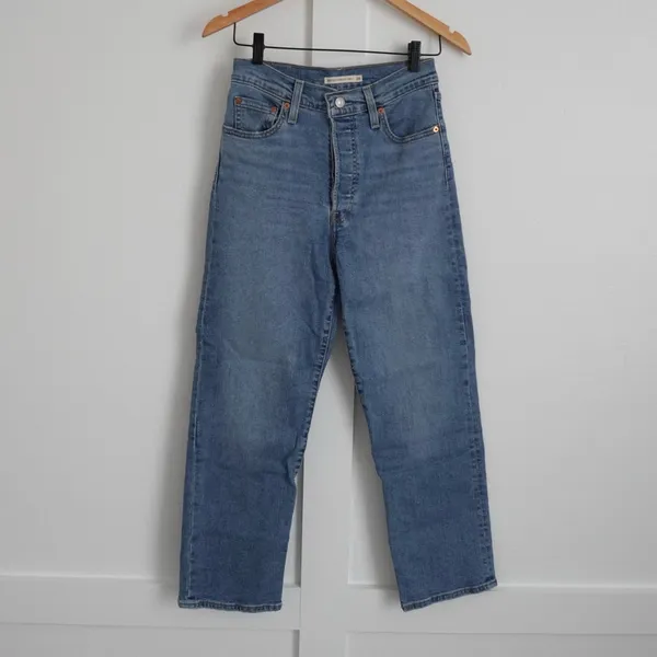 Levi’s Ribcage Straight Ankle Jeans - Image 3