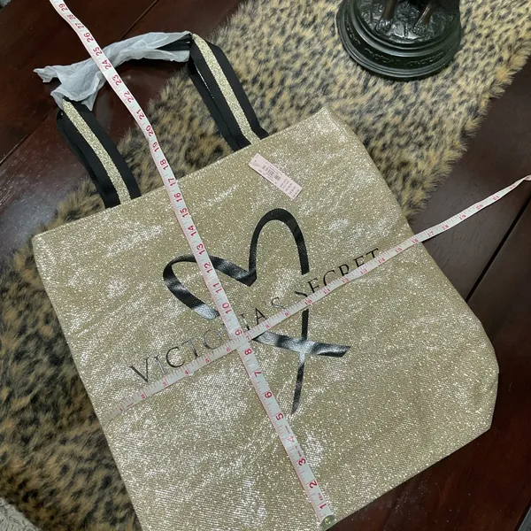 Nwt Victorias Secret Glittery‎ Gold Xl Tote - Image 4