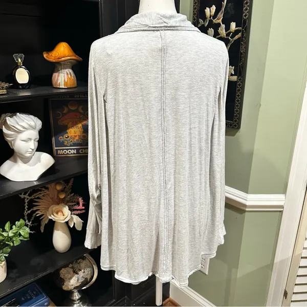 Free People “Can’t Fool Me” Collared Draped Top Gray Size M - Image 8
