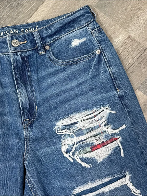 American Eagle Distressed Patched Mom Straight Jeans‎ Blue 10 High Waist - Image 6