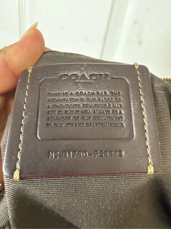 Coach Khaki/Brown Signature Canvas Shoulder Bag /Crossbody bag - Image 9