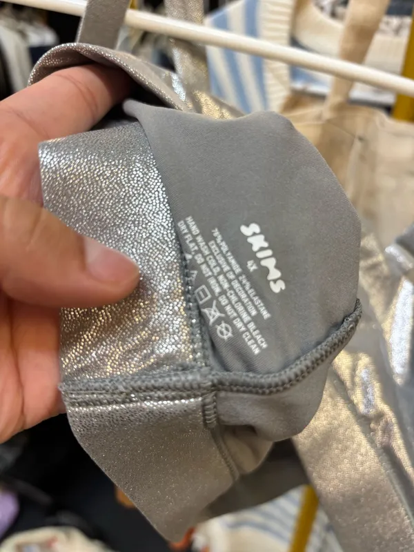 SKIMS Fits Everybody Bra - Image 3
