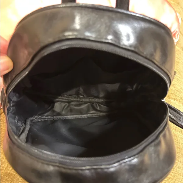 Cat and Bow Mini Black Backpack.Cat zippers,Like leather.Front pockets,2 inside - Image 4