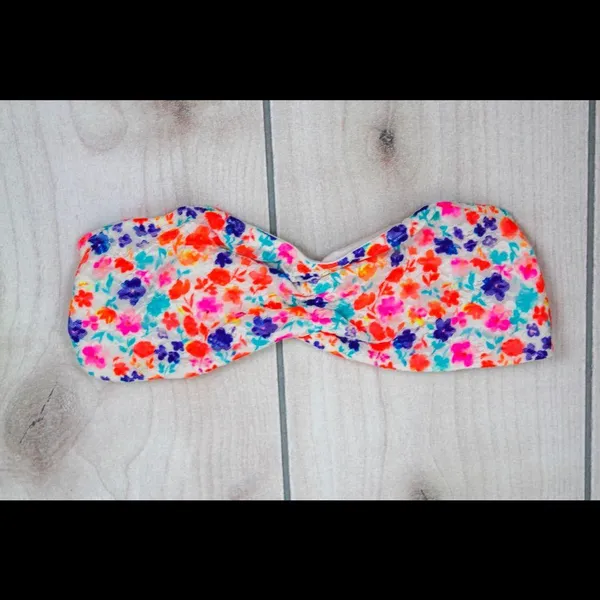 🔴 PINK Victoria’s Secret Floral Bandeau Top | Size M - Image 2