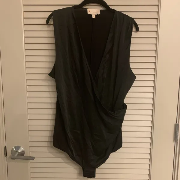 🍁 Bradamant Black Silk Wrap Sleeveless Bodysuit, Size XL - Image 6