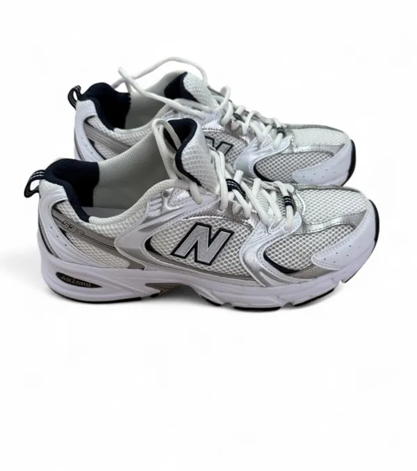 New Balance White and Gray Woman's Athletic RunningSneakers - Image 6