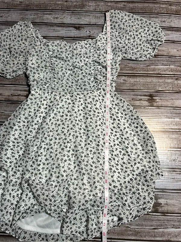 Altar’d State White Floral Puff-Sleeve Boho Mini Dress Size medium - Image 6