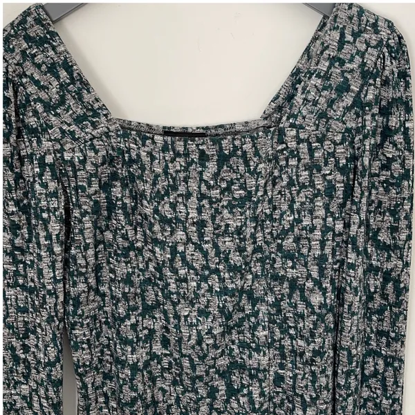 IN San Francisco Square Neck Top Womens Medium Teal Grey Abstract Smocked Ribbed - Image 2