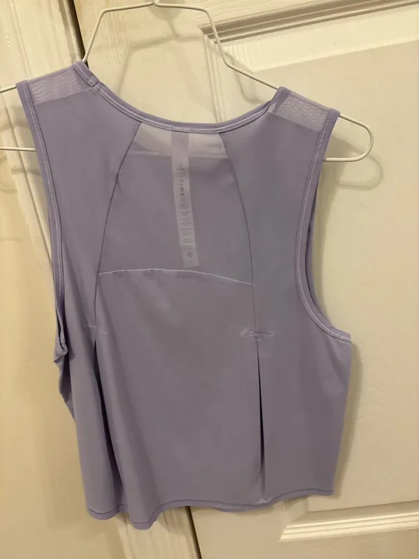 Lululemon tank top - Image 2