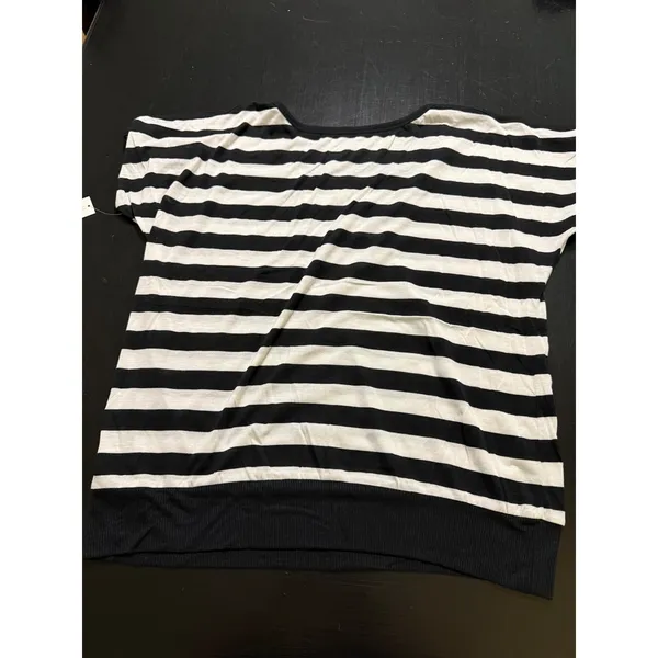 New York & Company Black White Striped Cold Shoulder Top XL NWT - Image 7