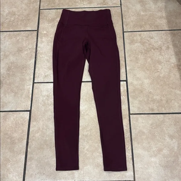 Vuori Burgundy High Rise Back Pocket Legging - Image 4