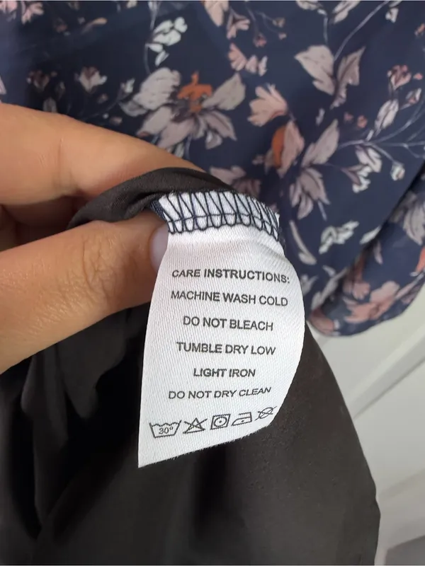 Boutique Navy Floral Flutter Sleeve Tiered Maxi Dress XXL NWT - Image 8