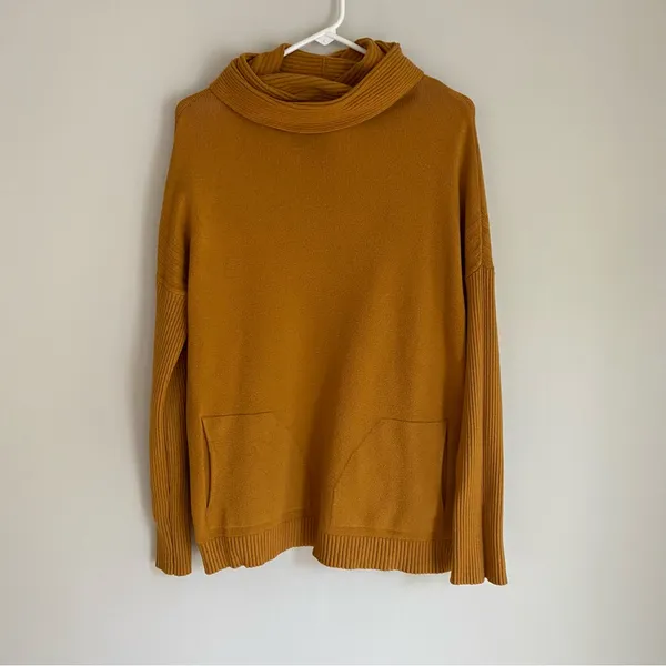 Cyrus Comfy Sweater! - Image 2