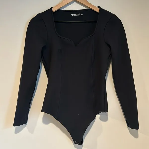 Soft AF Long sleeve Ponte Sweetheart Bodysuit. M - Image 2