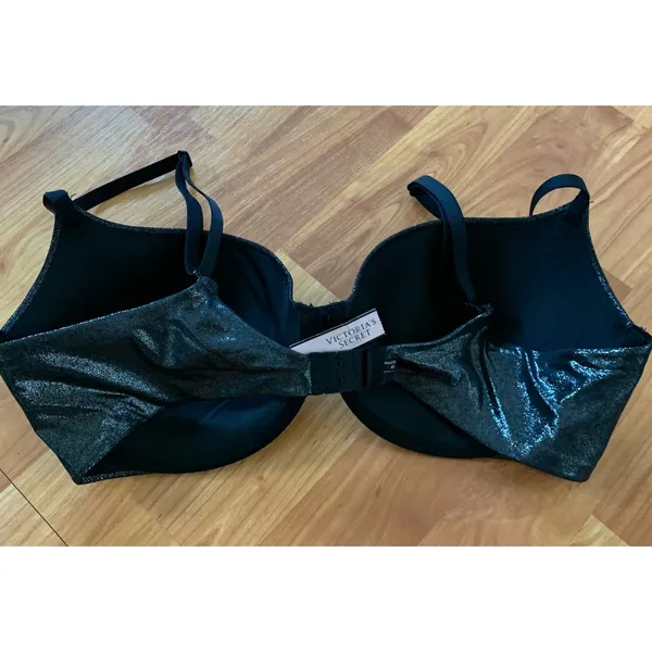Victoria’s‎ Secret Black Shinny Bra NWT - Image 3