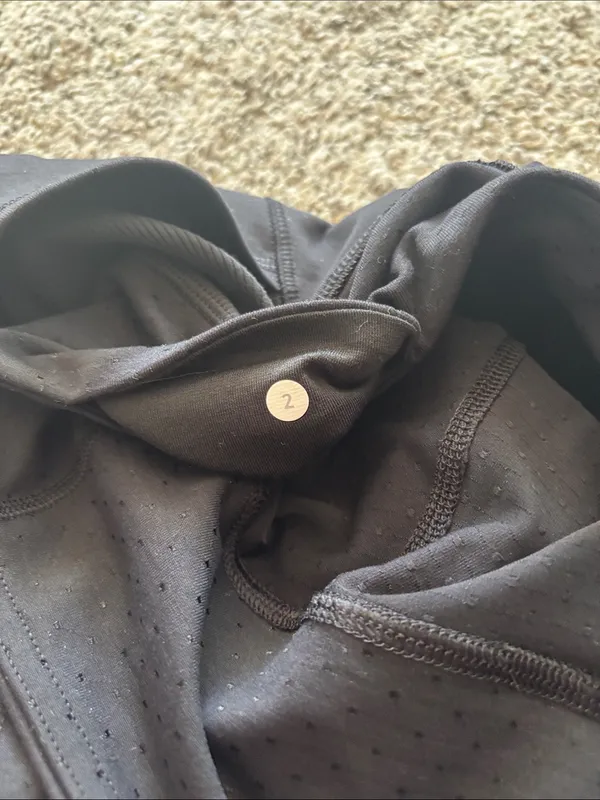 Lululemon Om & Roam Untight Tight size 2 - Image 5