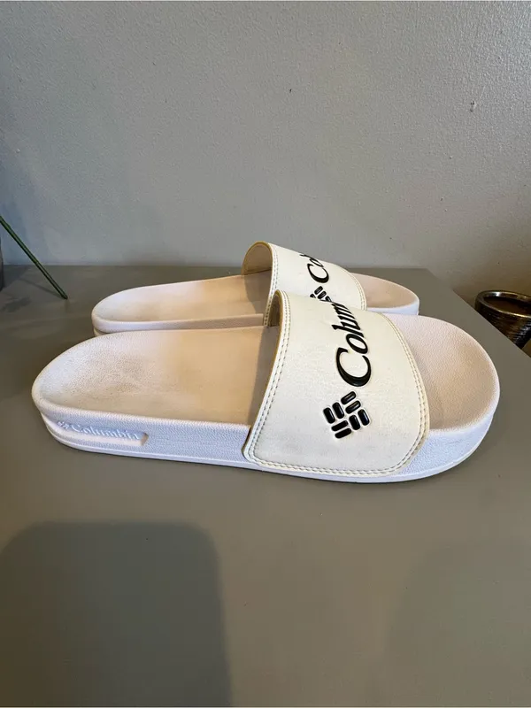 Columbia White Slide with Black Logo - Image 5
