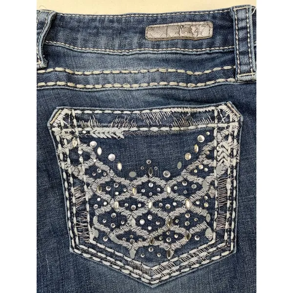 Rock 47 By Wrangler Women's Blue Jeans Flared Ultra Low rise Size 30x30 SKU 5402 - Image 3