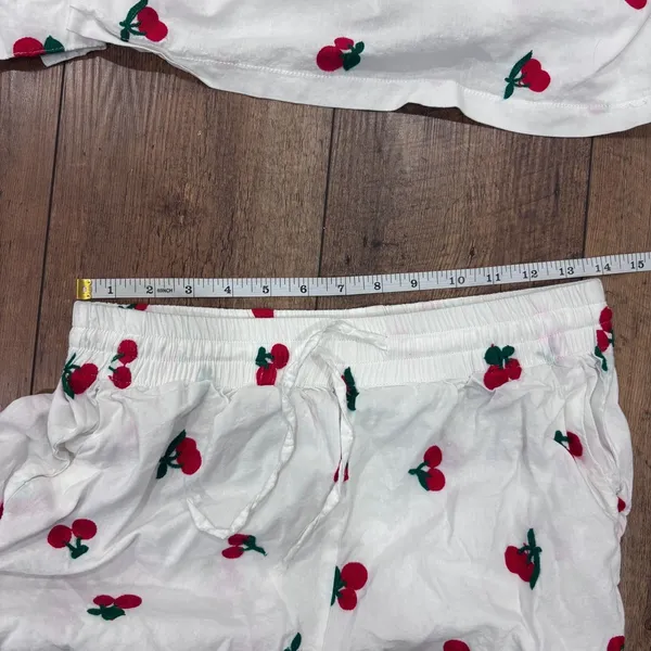 Lizette Collection Cherry Sleepwear Set Long Sleeve w/ Matching Shorts Sz Large - Image 8