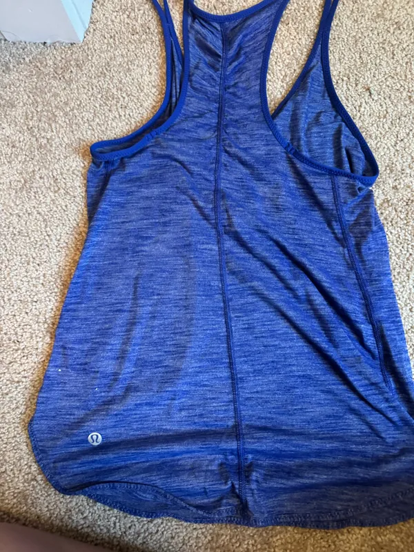 old lulu tank top - Image 2