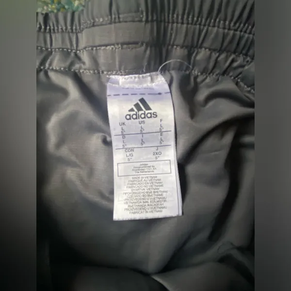 Adidas gray logo running shorts, size large - Image 5