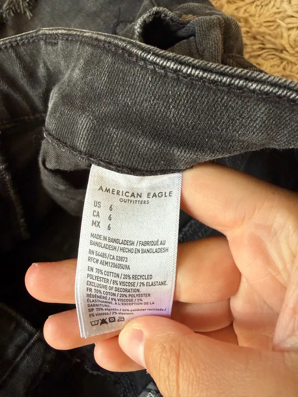 American Eagle Denim Shorts - Image 3
