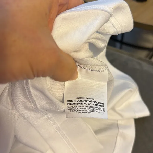 White Nike Dri-Fit sleeveless tee - Image 3