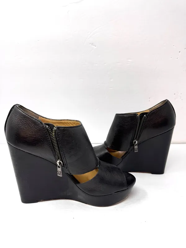 COACH black leather peep toe wedge shoes, size 8.5B - Image 9