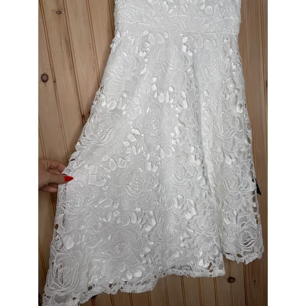 NWT Lulus Divine Beauty White Lace Midi Dress With Pockets Classy Elegant Size L - Image 4