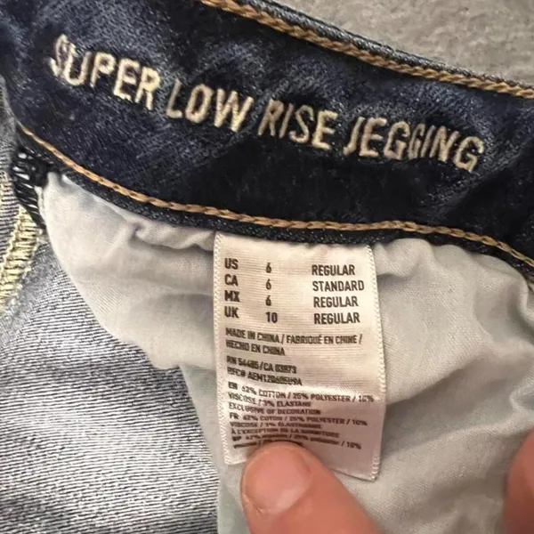 American Eagle Outfitters Super Low Rise Jegging Size 6 - Image 5