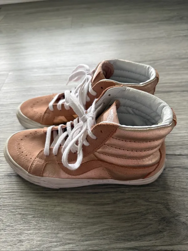Vans SK8-Hi Reissue High-Top Sneakers in Blush Pink and White Size 6.5 - Image 4