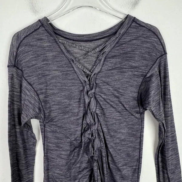 Lululemon Laced With Intent Long Sleeve Heathered Black Grape Size 2 EUC L2152 - Image 10