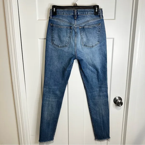 We The Free People Button Fly High Rise Skinny Jeans Size 27 Distressed Frayed - Image 2
