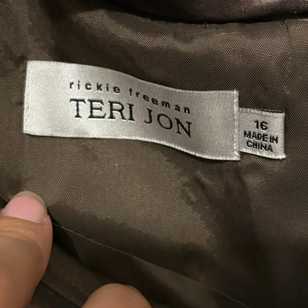 Rickie Freeman Teri Jon 100% Silk Bronze Metallic Ruched Maxi Gown Dress Size 16 - Image 3