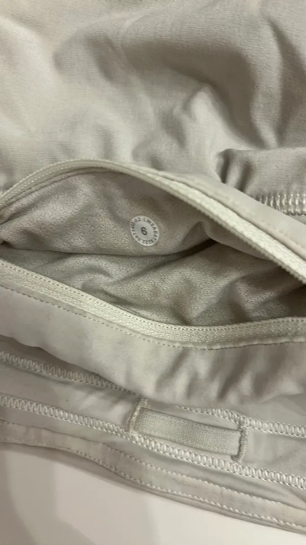 White Lululemon skirt size 6 - Image 2