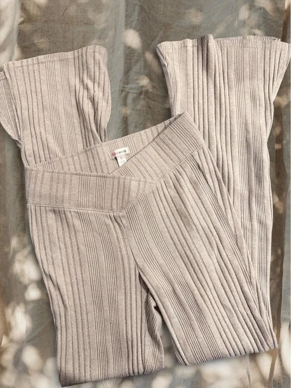 Flirtitude Beige Bootleg Yoga Pants - Image 7