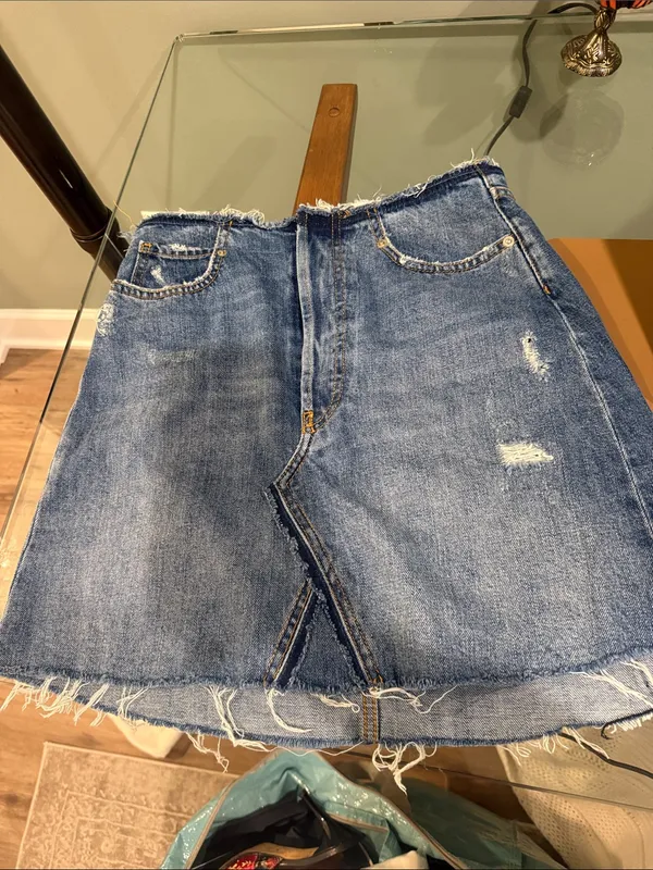 Zara mini jean denim skirt distressed premium denim collection skirt size small! - Image 2