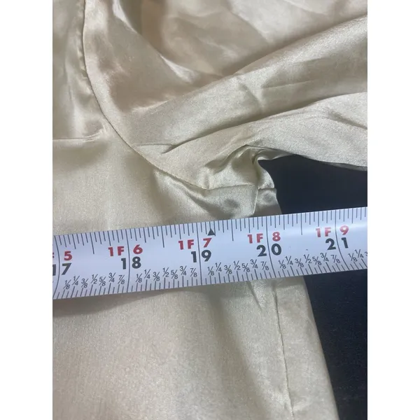 Abercrombie & Fitch Women’s Satin Button Up Top M Champagne Ivory Office NWT - Image 11
