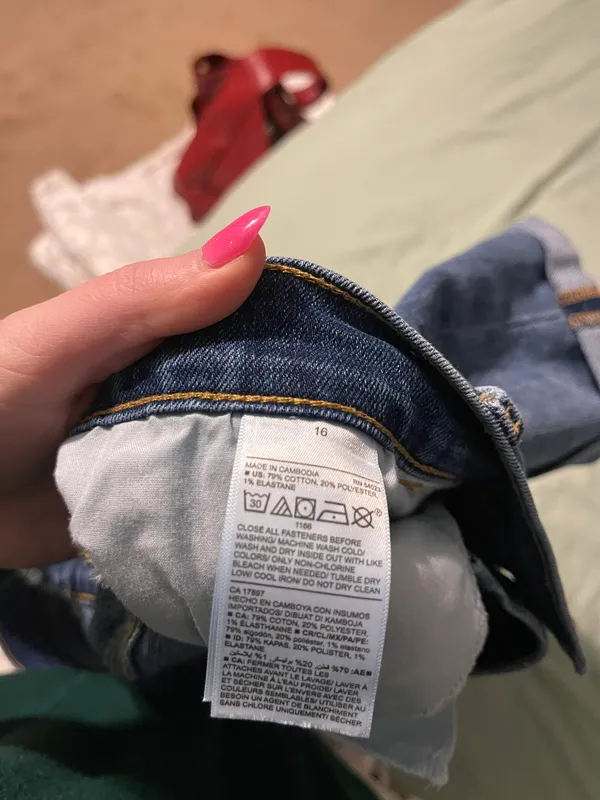 Old Navy Shorts - Image 3