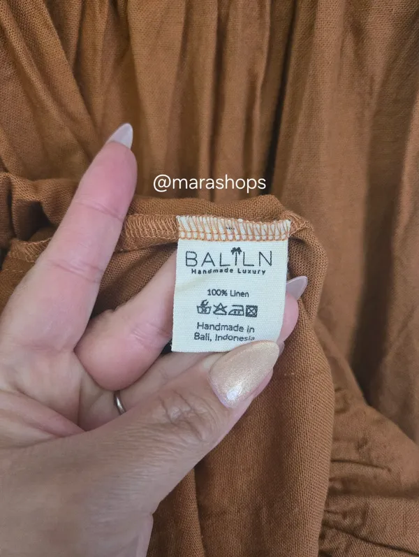 Bali Lane Almeria Smocked Midi Linen Dress - Image 8