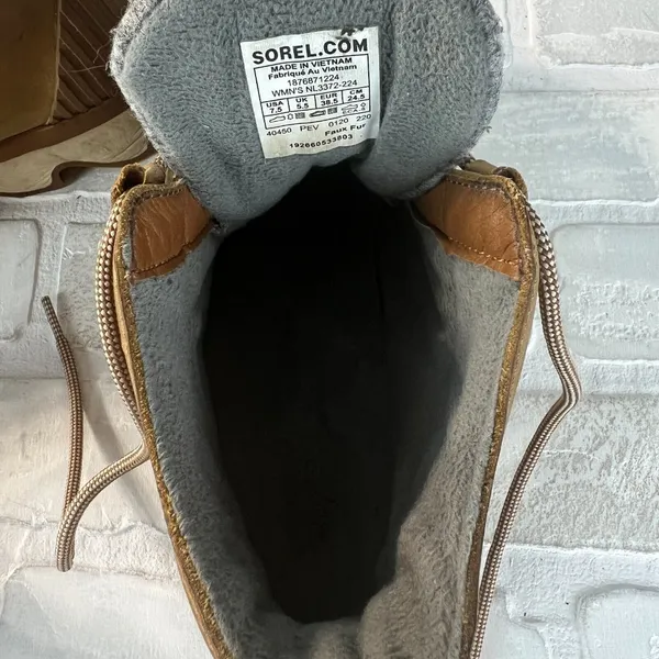 Sorel Kinetic Caribou Snow Boots‎ Womens 7.5 Light Brown Leather Gray Waterproof - Image 16