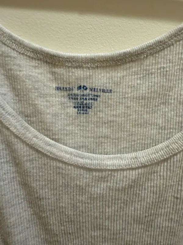 Brandy Melville Grey Tank Top Ribbed Crop - Image 3