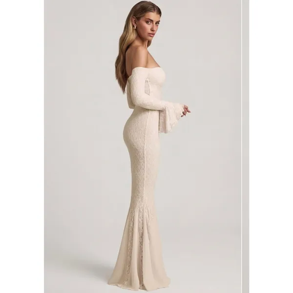 Oh Polly Verena Off-Shoulder Ruffle Lace Maxi Dress in Ivory Size XXS New - Image 5