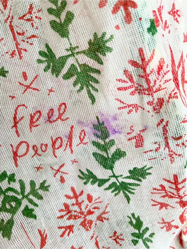 Free People Large Cloth Reusable Bag Christmas Theme Mistletoe NEW - Image 3